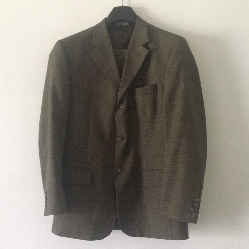 Suit